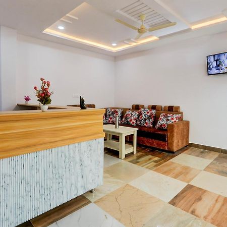 Hotel O Living Tree In Haïdarabad Extérieur photo